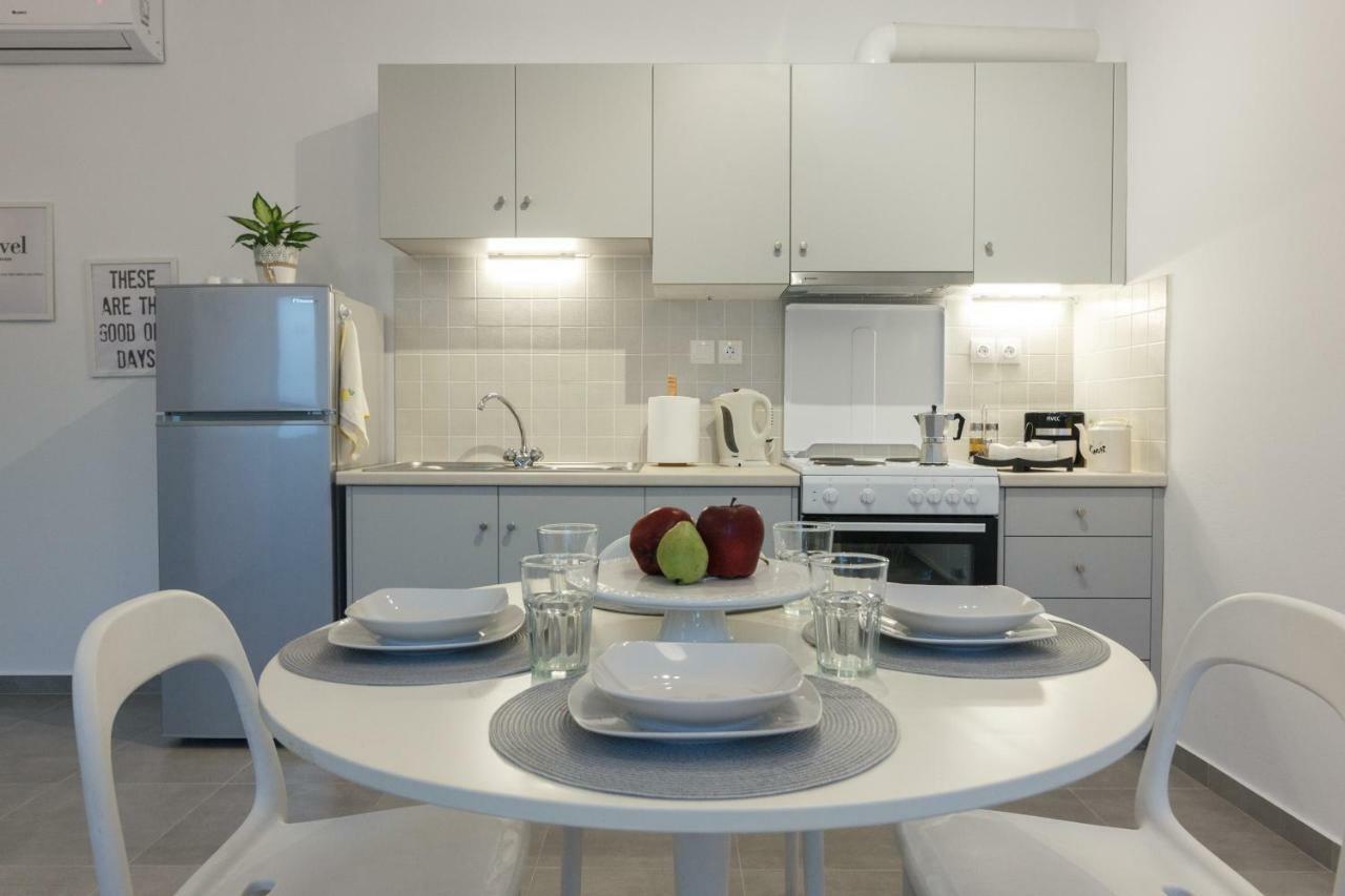 Infinity Apartment Leonídion Extérieur photo